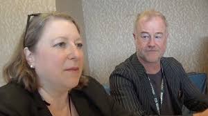 The Con is On" Wacky and Worn