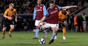Aston villa won 7 direct matches.manchester city won 28 matches.6 matches ended in a draw.on average in direct matches both teams scored a 3.10 goals per match. An Aston Villa Xi Of Players They Ll Wish They Never Lost Milner Delph Cahill Planet Football
