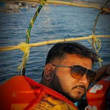 Mitchell Starc joins an elite club of 13 fast bowlers who have played in  100 or more Test matches. #MitchellStarc #Australia #Cricket