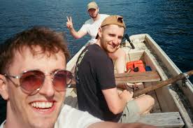 These might be the hardest 5 photos in my camera roll 💪🏼 📍 Svalbard, Jan  2025 Big thanks to @_adam.fox_ for the banging photos 💕