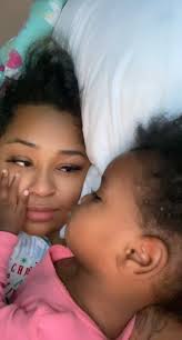 Im so ugly but i literally love my niece she’s so sweet and im so glad to  have her in my life 🥹❤️