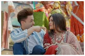 Kalla (third person singular past indicative kallaði, third person plural past indicative kallað, supine kallað). Watch Asim Riaz Himanshi Khurana S Romantic Video Kalla Sohna Nai Out