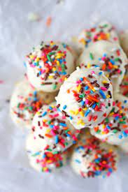 Easy Funfetti Cake Balls Recipe Brown Sugar Food Blog Recipe Cake Ball Recipes Cake Balls Funfetti Cake Pops