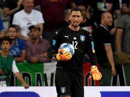 Gianluigi donnarumma's proposed free transfer to juventus has been thrown into doubt by the arrival of coach massimiliano allegri, leaving the italian in limbo as his milan contract runs to its. Gianluigi Donnarumma Showered With Fake Cash By Fans As Mino Raiola Claims Ac Milan Exit Is Not About Money The Independent The Independent