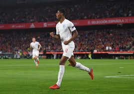 Marcus rashford awarded mbe in queen's birthday honors list. Manchester United Fans React As Marcus Rashford Is Awarded An Mbe