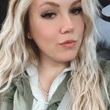 Jessica Gunn's Instagram, Twitter & Facebook