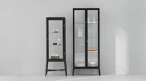 Ikea is known to be a great place to get modern and contemporary furnishings at low prices. Comprar Armarios E Vitrinas Online Ikea