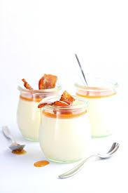 Salted Caramel Panna Cotta With Candied Bacon Bell Alimento Candied Bacon Eat Dessert Salted Caramel