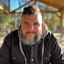 Top Drive Racers game strategy and tier competition