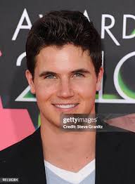 127 Steve Amell Stock Photos, High-Res Pictures, and Images