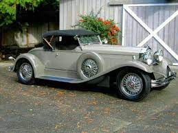 Pin By Jerry Gardner On Red Line Antique Cars Vintage Cars Retro Cars