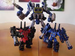 Rumble, Frenzy, and Soundwave - Robot modes | Here you can s… | Flickr
