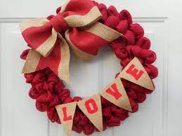 Valentine S Day Burlap Wreath Valentine Wreath Red Etsy Valentine Decorations Valentine Wreath Valentines Day Decorations