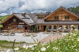 The fis alpine ski world cup is the top international circuit of alpine skiing competitions, launched in 1966 by a group of ski racing friends and experts which included french journalist serge lang and the alpine ski team directors from france (honore bonnet) and the usa (bob beattie). Rottenhofhutte Das Wanderdorfer Huttenportal