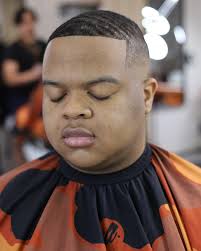 Tristan (@tristan_the_barber) • Instagram-foto's en -video's