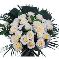 Wedding anniversary flowers by year uk. 25th Wedding Anniversary Bouquet Rosesonline Co Uk