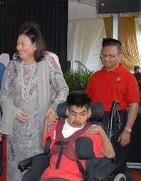 Tunku alif hussein was born on 3 september 1984 at the general hospital, kuala lumpur, as third son and child of tuanku muhriz ibni. Tunku Alif Hussein Saifuddin Al Amin Alchetron The Free Social Encyclopedia