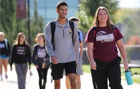 Mustangs announce wrestling recruits