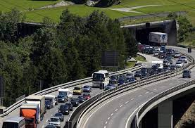 The …swiss negotiated construction of the saint gotthard tunnel with italian and german interests. Urlaubszeit 14 Kilometer Langer Stau Vor Gotthardtunnel Panorama Stuttgarter Zeitung