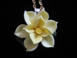 Flor de porcelana de esmalte, flor, flor en tallo, cerámica, regalo de navidad, porcelana, flores, artes y artesanías, flor sobre tallo. Como Hacer Flores En Porcelana Fria Flores De Porcelana Fria Rosas En Porcelana Fria Joyas De Arcilla Polimerica