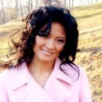 Elizabeth Stanfield's Instagram, Twitter & Facebook