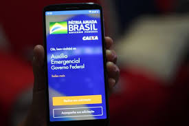 O presidente da caixa econômica federal, pedro guimarães, apresentou o calendário da terceira parcela do auxílio emergencial de r$ 600, que começa a ser depositada neste sábado (27). Caixa Divulga Calendario Da 3Âª Parcela Do Auxilio Emergencial Nesta Segunda A Gazeta