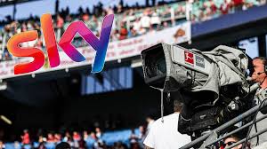 The basketball zweite liga (b2l) is the second tier basketball league in austria. Tv Hammer Wegen Coronavirus Sky Zeigt Bundesliga Konferenz Im Free Tv Auch Zweite Liga Sportbuzzer De