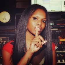 Lil Bit's Instagram, Twitter & Facebook