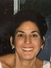 India Mckay's Instagram, Twitter & Facebook