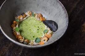 The outlet introduces the concept of eating out of the pan, grill or oven where food is cooked fresh for the guest to take back to their table. Michelin Guide Germany 2020 Awards 37 New Star Restaurants