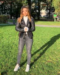 Fotogalerie zur sportmoderatorin valentina maceri details published: Valentina Patrizia Maceri Posts Facebook