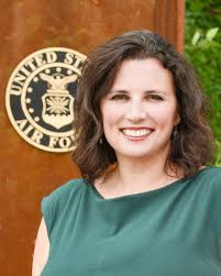 Danielle Spence's Instagram, Twitter & Facebook