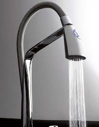 Robinet De Cuisine Notre Selection De Mitigeurs Styles Elle Decoration In 2020 Golf Clubs Cafe