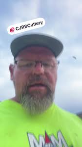 #cjrb #mmlandscapinglawncare #fyp #lawnmaintenance #lovewhatyoudo #lawntok  #landscaping #lawncare #okc #tool #spring #springtok #safety #knife