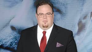 In beiden streifen wollten die tollpatschigen diebe marvin und harry alias daniel stern und joe pesci den ganz großen coup landen. Kevin Allein Zu Haus Das Macht Buzz Heute