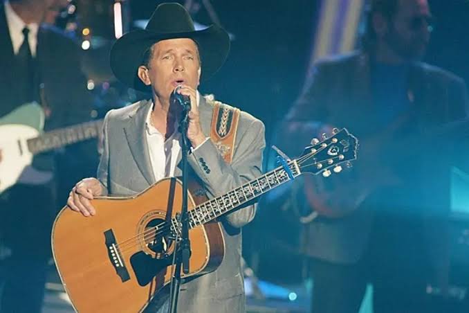 Country Music Memories: George Strait Goes No. 1 (Again)