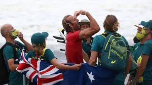 Australian surfer owen wright suffered a traumatic brain injury in 2015 after a training wipeout, but all that was forgotten on tuesday as he crowned T5lk3d7 Vthzgm