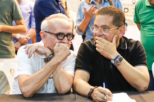 Cícero e Adriano articulam aproximação em meio à disputa interna pela sucessão de João Azevêdo