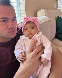 Just wanted to wish this big teddy bear a very Happy Father's Day! We love  you and so does meelah! Thank you for being there and being an amazing  father and grandfather...