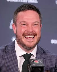 Oregon Emerging as Top Destination for Nation's Elite Quarterbacks