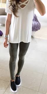 What To Wear With Moto Leggings 50 Best Outfits Outfits With Leggings Spring Outfits Casual Spring Work Outfits