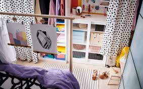 A Doorless Walk In Wardrobe That Fits In Your Bedroom Ikea Bedroom Layouts Ikea Interior Diy Walk In Closet