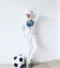 Untuk kamu yang berhijab, ootd sporty. 30 Ide Keren Sporty Ootd Jogging Hijab Angela T Graff