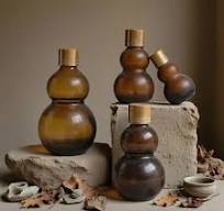 Cosmetic Single Gourd Violet Brown 30 ml 50 ml 100ml Fragrance Oil Glass  Perfume Bottle with Spray Pump Cap