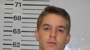 Man charged in crash that killed 2 Ole Miss students