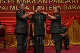 Istiadat perbarisan pentauliahan diraja pegawai kadet atm 16 mac 2019. 147 Pegawai Muda Upnm Ditauliahkan Dalam Keadaan Norma Baharu Air Times News Network
