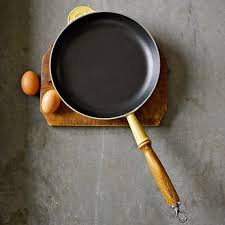 Le Creuset Heritage Cast Iron Fry Pan Quince Food Tool Kitchen Containers Pan