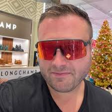 Robert McNutt (@TheRobMcNutt)