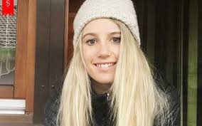 Discover anna gasser net worth fast and easy! What Is Anna Gasser S Annual Salary Find Her Net Worth And Career On Snowboarder