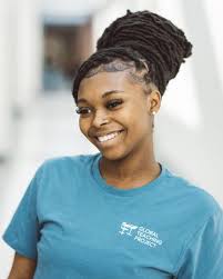 TGIF! 🎉 It's finally Friday and that's a reason to smile! We hope all of  our incredible students, dedicated teachers and teacher's assistants had an  amazing week full of exciting discoveries and